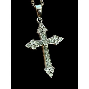 Sterling Silver Cross Pendant Necklace 1/10 CTTW Diamond 18" Chain 925 Crucifix - Picture 1 of 9