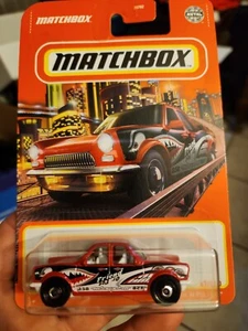 Matchbox Nuova Serie 2022 - Auto Estrattore Rosso Push 'N - Foto 1 di 2