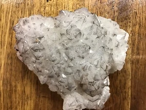 Racimo de cuarzo australiano con hematita - Imagen 1 de 10