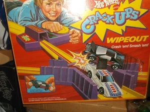 HOT WHEELS  MATTEL 1983 CRACK UPS WIPE OUT SET, with CARS - Picture 1 of 6