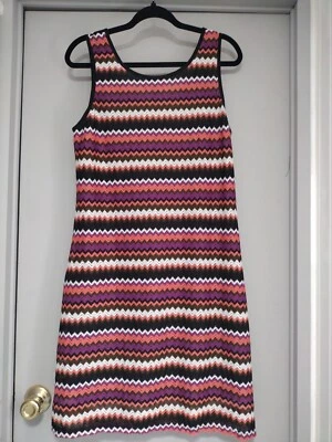 Vestido para mujer talla L de mi colección estilo camiseta sin mangas diseño chevron forrado Foto 1 de 4