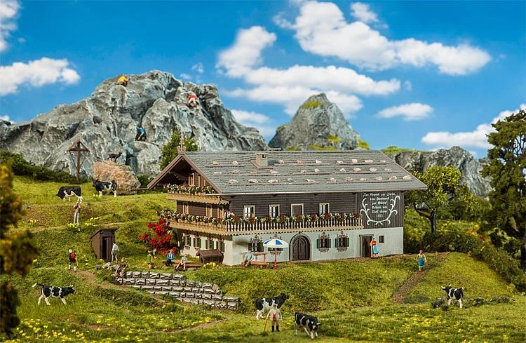 FALLER H0 130553 Large Alpenhof Miniatures Kit 1 87