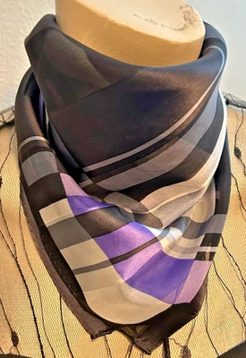 Bufanda de seda geométrica vintage cuadrada negra, blanca y púrpura de 21 pulgadas - VS-70 Foto 1 de 4