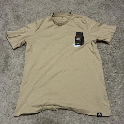 Camiseta Adidas Para Hombre Marrón Claro Manga Corta Talla Mediana Taza de Café Correr Foto 1 de 4