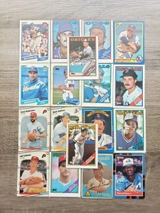 Lot of 18 1988-1990 vintage baseball trading cards. - Bild 1 von 12