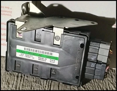 1998 1999 2000 2001 2002 Lincoln Town Car Air Suspension Module F8VF3C142AE - Image 1 of 3