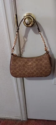 AUTH💜COACH💜Teri Shoulder Bag  Signature Canvas Rose Gold/Tan/Brown New Outlet - Image 1 of 4