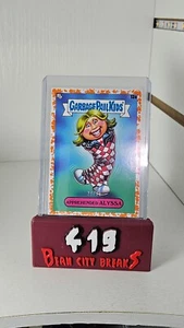 2023 Topps GPK x View Askew #13a Apprehended ALYSSA Naranja/75 (Persiguiendo a Amy) - Imagen 1 de 1