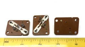 5 supporti a transistor TO-3 fenolici vintage NOS - Foto 1 di 1