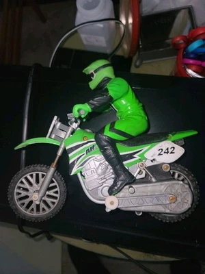 Spin Master Air Hogs Air Pressure  Motorcross Vintage Motorcycle  - Image 1 of 4