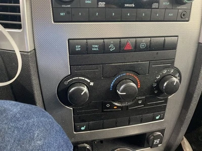 Temperature Control Manual Temperature Control Fits 07-10 GRAND CHEROKEE 1018285 - Image 1 of 4