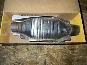 N/CE 99000 5106 0920 1815115 Magnaflow Catalytic Converter - Picture 1 of 4