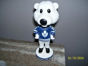 Toronto Maple Leafs Bobblehead Carlton the Bear - Picture 1 of 2