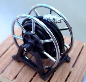 Premium Hose Reel w 20 Inch Hose 1/24 Scale G Scale Diorama Accessory Item - Picture 1 of 1