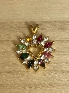 Colgante Corazón Vintage Romano Multicolor Tono Dorado Firmado  - Imagen 1 de 6