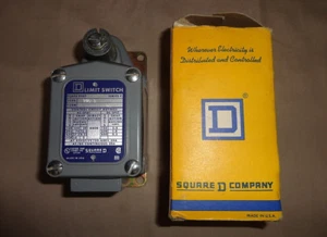 SQUARE D 9007TUB-3 LIMIT SWITCH 9007 TUB-3 NEW - Picture 1 of 2