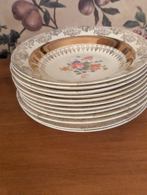 12-ВИНТАЖНЫЕ СУПОВЫЕ МИСКИ HOMERAUGHLIN ИЗ ЯИЧНОЙ СКОРЛУПЫ НАУТИЛУС С ЗОЛОТОЙ ОПРАВОЙ  - Изображение 1 из 4