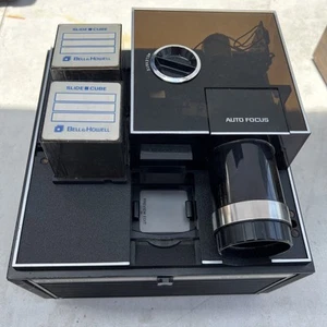 Bell & Howell 35mm Slide Cube System II Lumina Projector Model AF70 Zoom Lense - Picture 1 of 10