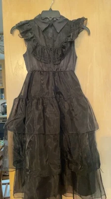 Niñas Talla M/130cm 6-8 Wednesday Addams Vestido Negro Gótico Tul Fiesta o Disfraz  Foto 1 de 4