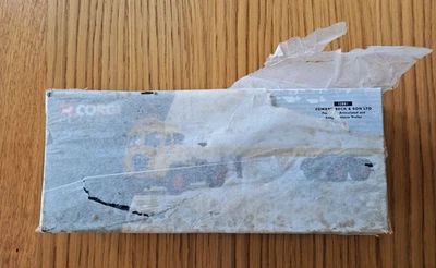 Corgi Classics Haulage 12801 Edward Beck & Son Foden FG  Artic & Long Platform - Image 1 of 4