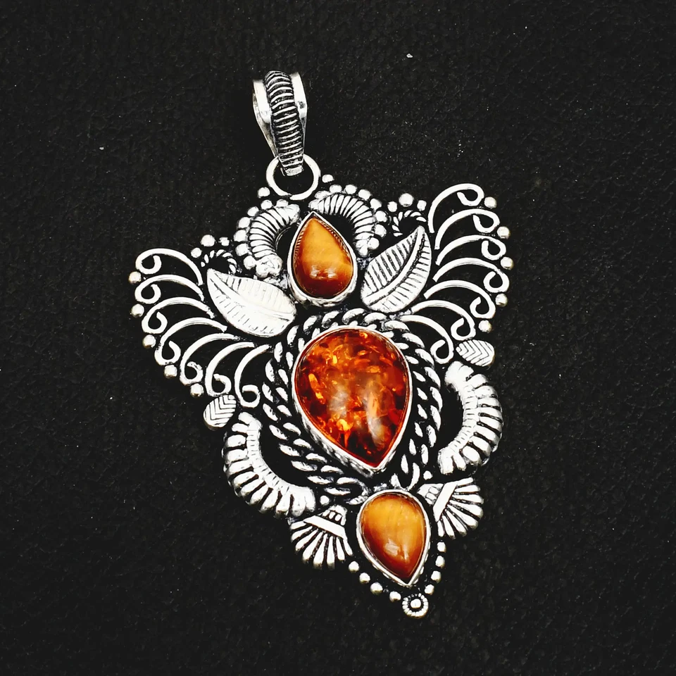 Joyería colgante de hoja étnica hecha a mano con piedras preciosas ojo de tigre ámbar 2,52" AP-44223 Foto 1 de 1