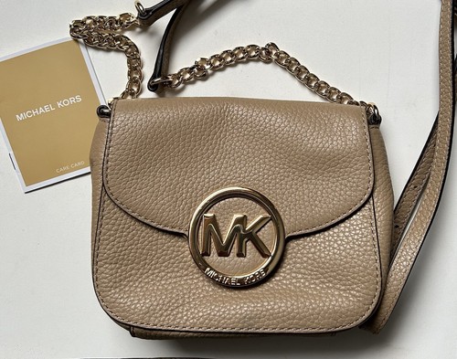Borsa a tracolla piccola Michael Kors Fulton borsa pelle ciottoli fulvo marrone oro catena