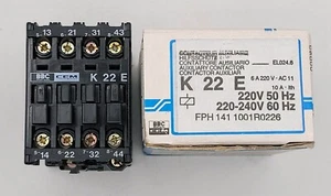 ABB BBC Contattore K22E 220V 50Hz 220/240V 60Hz NUOVO/CONFEZIONE ORIGINALE - Foto 1 di 1