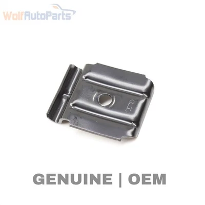 AUDI A4 2009-2018 - Abrazadera/sujetor de amarre de batería 8K0803123A Foto 1 de 4