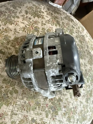 Toyota oem alternator Camry 2015 2016 2017 (2.5L), 2013-2018 RAV4, 27060-0V170 - Image 1 of 2