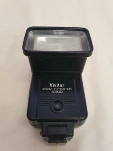 Camera FLASH VIVITAR Zoom Thyristor 2500 Hot Shoe Mount Adjustable FL24 - Picture 1 of 4