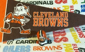 NFL Teenymates 2014 Series 3 Cleveland Browns Wide Receiver (WR) figurine  - Picture 1 of 4