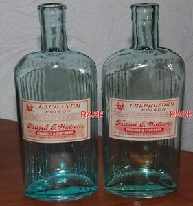 VERY RARE SKULL & BONES LAUDANUM - CHLOROFORM POISON`S WATSON GREENVILLE, ILL. - Picture 1 of 2
