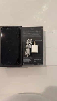 Apple iPhone 7 Plus 256 GB Desbloqueado A1784 GSM Negro Buen Estado de Funcionamiento Foto 1 de 4