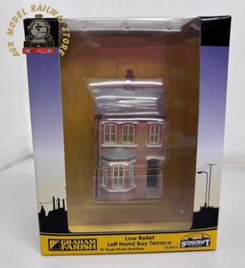 Graham Farish 42-0213G Low Relief Left Hand Terrace Green - N Gauge - Picture 1 of 1