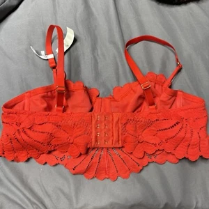 Aerie Real Power Paisley Red Lace Strappy Balconette Bra Women's SIZE 36D NWT - Picture 1 of 4