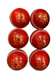 Match Qualität Junior Cricketball A Klasse 4 3/4 Unzen Cricketbälle MCC VERORDNUNG - Bild 1 von 1