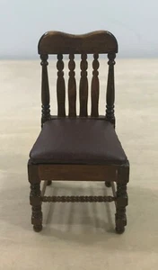Holzspindelstuhl mit Kunstledersitz - Bild 1 von 3
