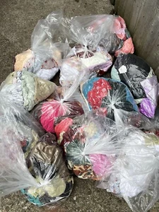 1Bag Scraps Quantity’s scraps-remnants-off cut-1 KILO Bag-Bundle- - Picture 1 of 2