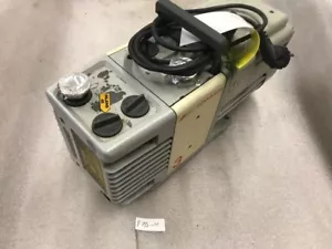 Bomba de vacío Edwards Rv3 código No. A652-01-903 - Imagen 1 de 4