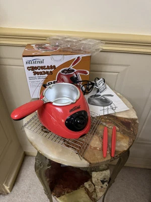 MISTRAL CHOCOLATE FONDUE KIT IN BOX - image 1 of 4