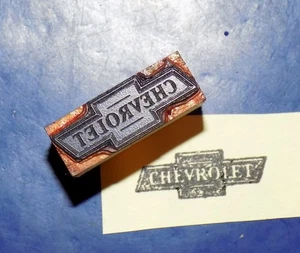Vintage CHEVROLET Bowtie Emblem Wood & Metal Letterpress Printers Block - Picture 1 of 2