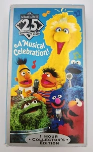 Sesame Street's 25th Birthday Musical Celebration VHS Video Tape Collector RARE! - Foto 1 di 8