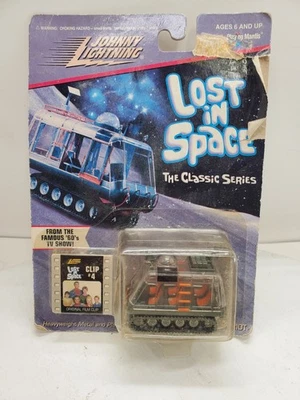 1:64 Johnny Lightning *LOST IN SPACE* THE CHARIOT Clip #4 *NIP* Free Shipping  - Image 1 of 4