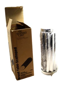 The Pampered Chef Scalloped Bread Tube #1565 New in Box with Instructions - Picture 1 of 5