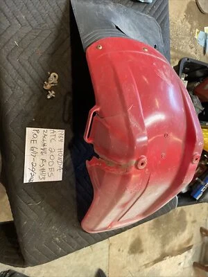 Guardabarros delantero rojo grande Honda ATC 200 ES 1984 Foto 1 de 4