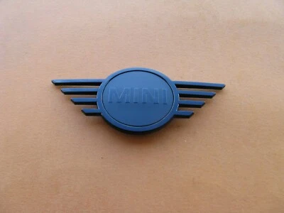 17 18 19 20 MINI COOPER COUNTRYMAN EMBLEMA FRONTAL LOGOTIPO INSIGNIA SIGNO SÍMBOLO A43966 Foto 1 de 3