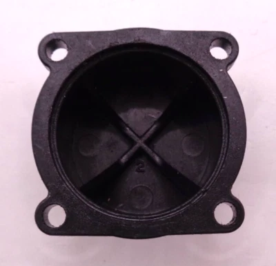 O.S 46la 40la  2 stroke engine crank case cover plate good condition - Image 1 of 4