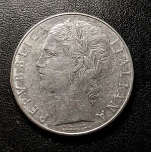 1977 Italy Republic Italiano L100 Lire Stainless Steel Lira - International Coin - Picture 1 of 2