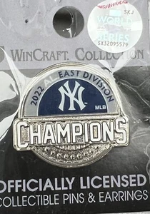 NY YANKEES PIN 2022 CAMPEONES DE LA DIVISIÓN AL ESTE POSTEMPORADA PLAYOFFS BÉISBOL JUEZ - Imagen 1 de 4