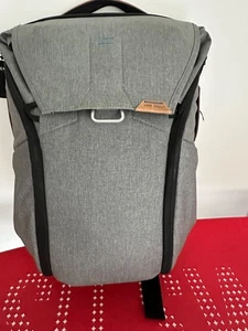 Peak Design 20L Everyday Backpack - Charcoal - Picture 1 of 6